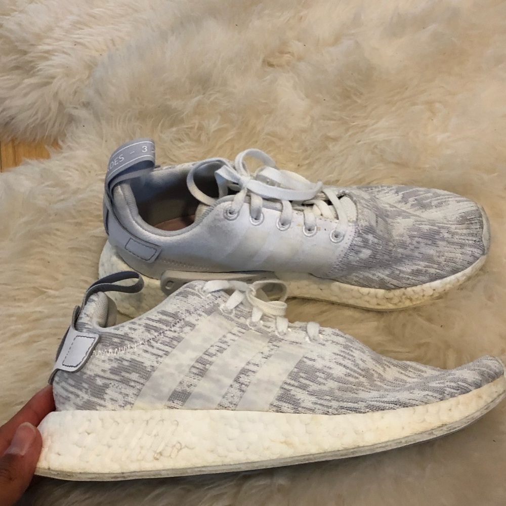 Adidas NMD r2 Shoes Sneakers Gray - Picture 4 of 5